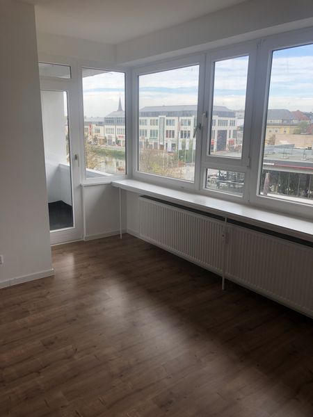 Schöne 3-Zi-Whg. mit Aufzug und Balkon im Herzen von NMS